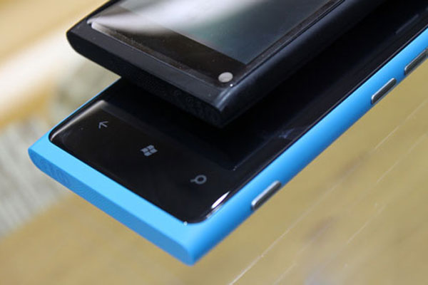 Nokia Lumia 800 review Picture 7