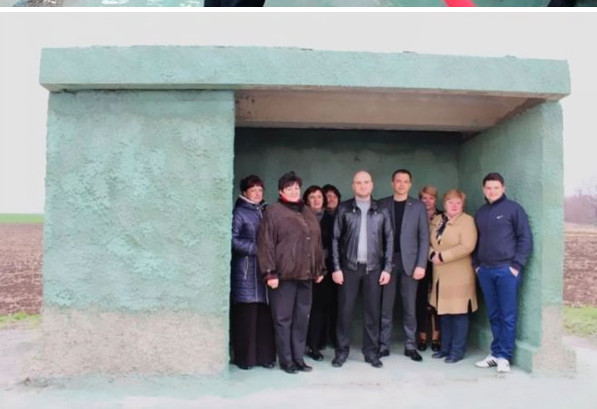 Odd pictures make it impossible for viewers to watch Picture 19