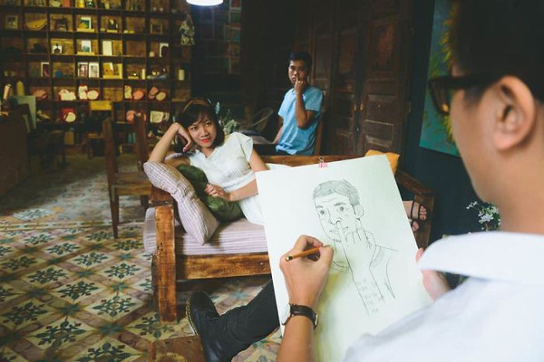 Odd pictures make it impossible for viewers to watch Picture 4