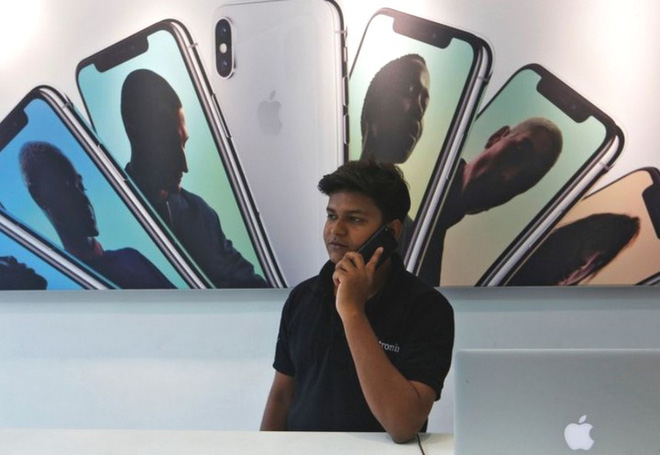 Old iPhone production is at risk of shortages because Foxconn and Wistron's factories in India are forced to close. Picture 2