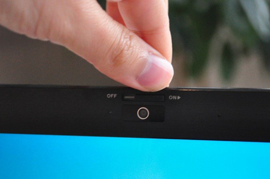 Open Asus' only 1kg netbook Picture 7