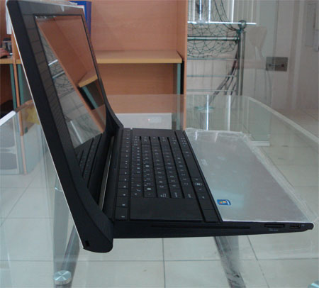 Open the most expensive laptop box in Vietnam for over VND 80 million Picture 5