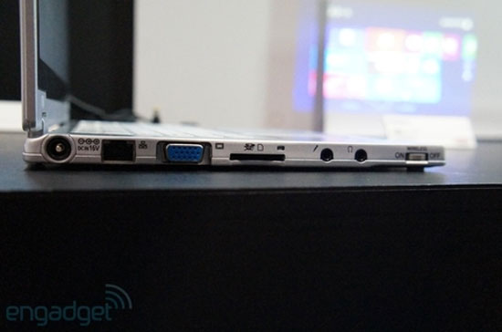 Panasonic's first touch screen Ultrabook Picture 4