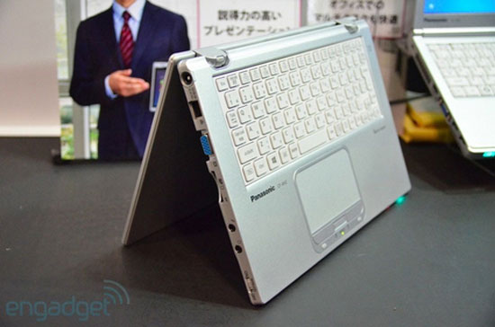Panasonic's first touch screen Ultrabook Picture 6