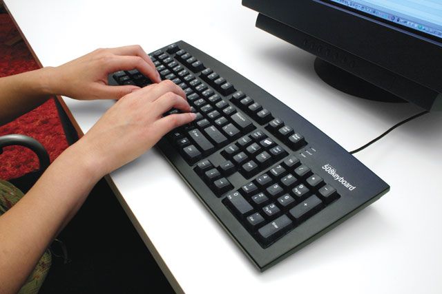 'Peeling' 8 facts about digital technology Picture 5