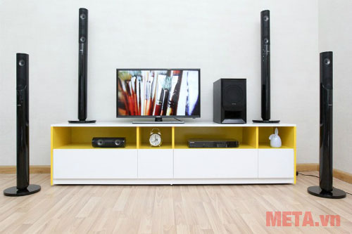 People play sound to find ways to resist the humidity in the season Picture 2