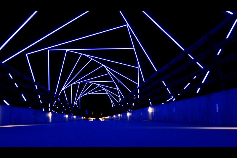 Perfectly label with the most magical 'light' bridge on the earth Picture 7