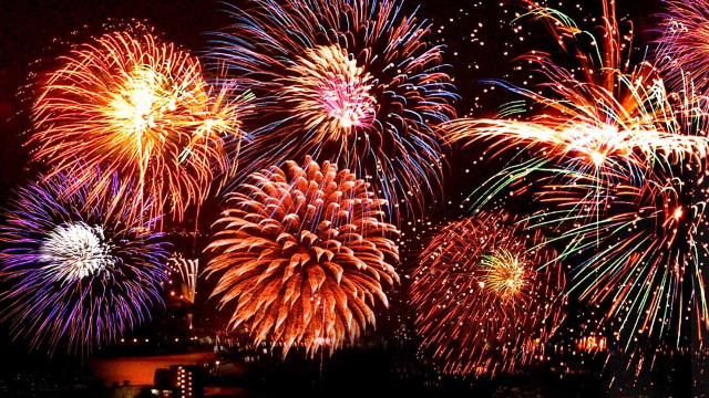 Photograph fireworks with smartphone camera Picture 1