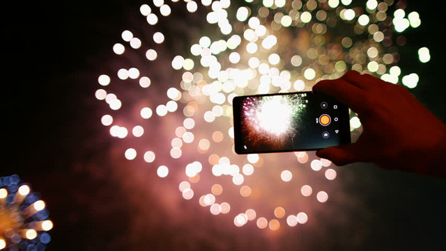 Photograph fireworks with smartphone camera Picture 3
