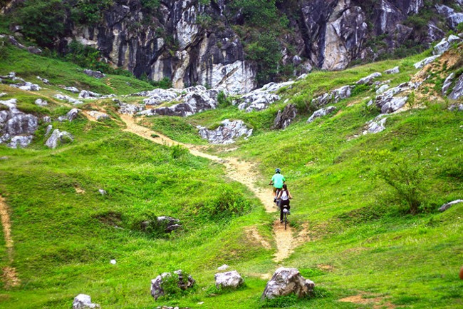 Places to enjoy interesting New Year's festival near Hanoi Picture 10