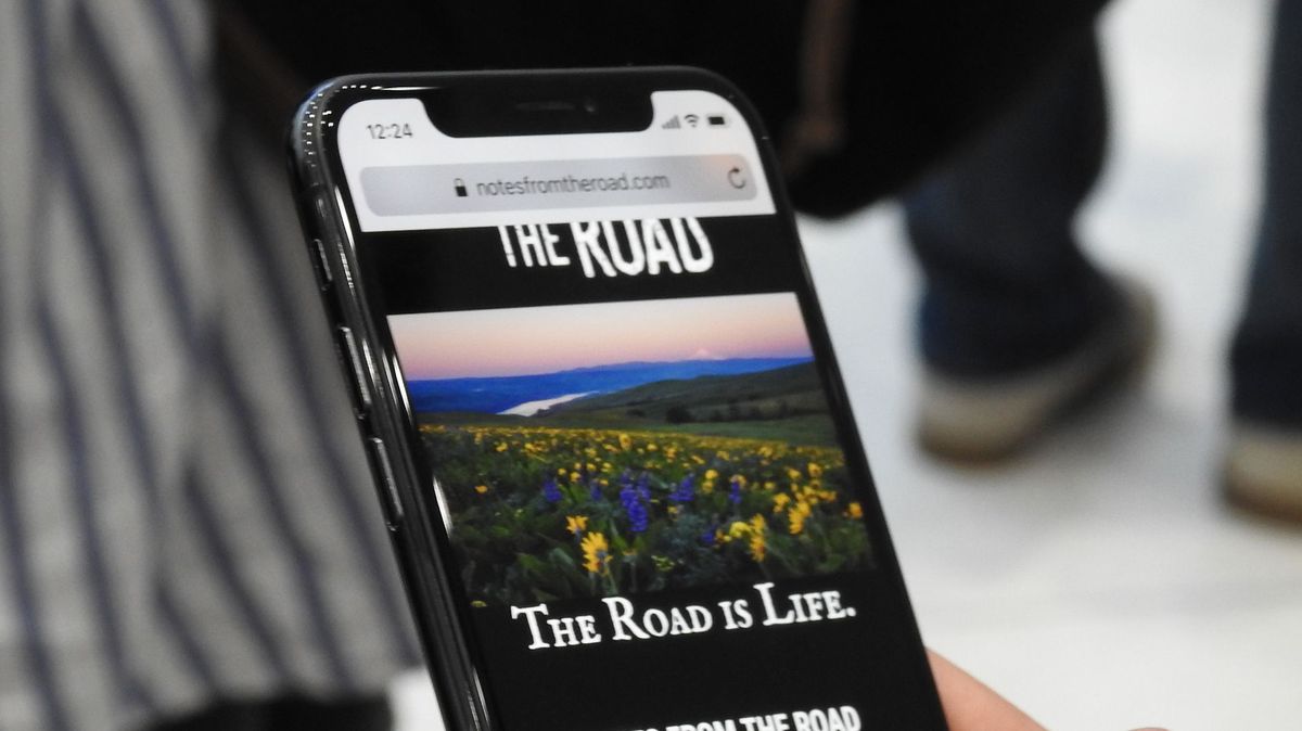 Real photos of Apple's latest iPhone X / iPhone 10 Picture 5