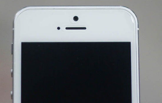 Real pictures of Galaxy S4 and iPhone 5 Taiwan in Vietnam Picture 12