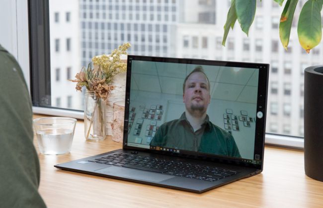 Review Acer Swift 7: Thin, light, impressive battery life Picture 7