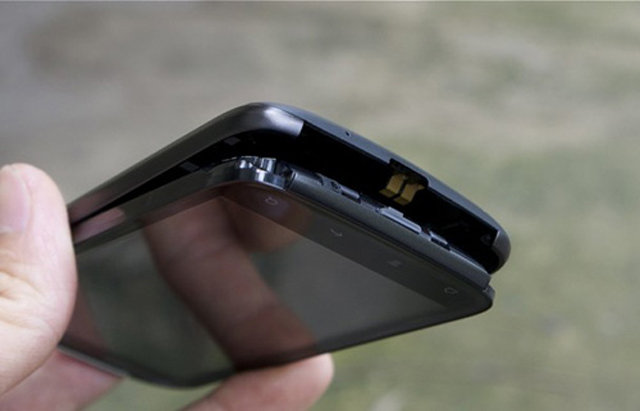 Review HTC Sensation Picture 4