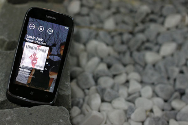 Review Nokia Lumia 610 Picture 16