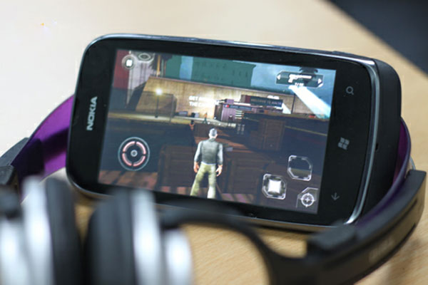 Review Nokia Lumia 610 Picture 18