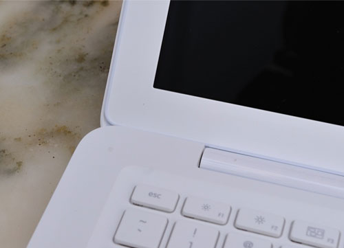 Review profile Apple Macbook Unibody Plastic Picture 8