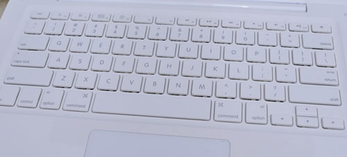 Review profile Apple Macbook Unibody Plastic Picture 9