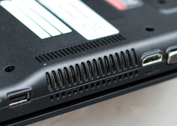 Review Sony Vaio E 2011 Picture 15