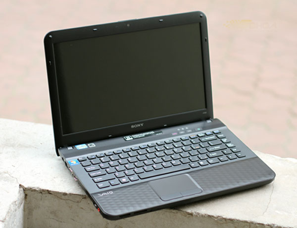 Review Sony Vaio E 2011 Picture 8