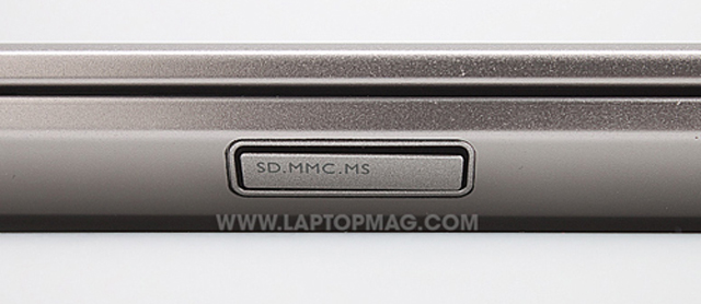 Review the Dell Vostro V130 Picture 4