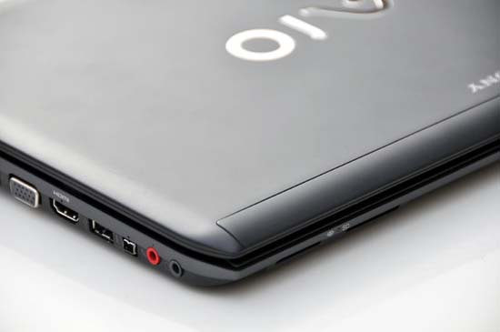 Review the Sony VAIO Y-series Notebooks Picture 17