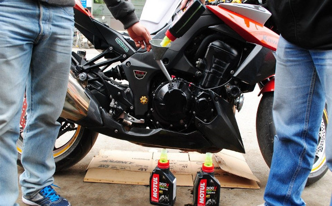 Riding a motorbike has been a long time, so do you know 5 tips to save this gas? Picture 1
