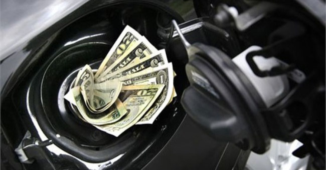 Riding a motorbike has been a long time, so do you know 5 tips to save this gas? Picture 3