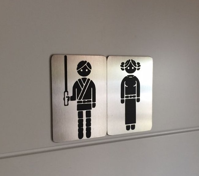 Round eyes with 10+ most hegemonic toilet icons on the planet Picture 30