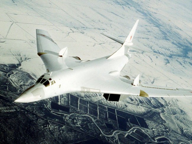 Russia has revealed: 8 photos of the Tu-160M2 heavy bomber Picture 4