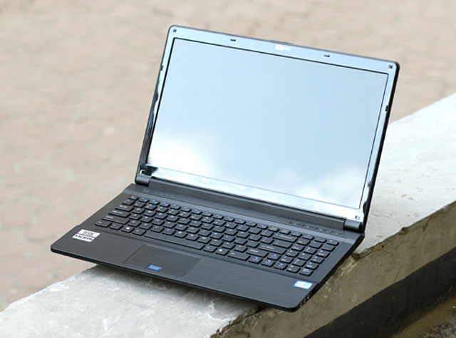 Sager NP5160, 'terrible goods' good price Picture 2