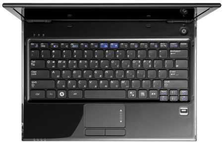 Samsung challenges Apple with laptops 'lighter than air' Picture 5