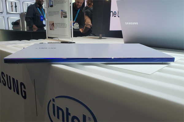 Samsung launched the Galaxy Book Flex and Ion duo, the first laptop with an QLED screen, wireless reverse charging Picture 10