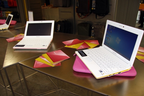 Samsung out of Corby netbook Picture 10