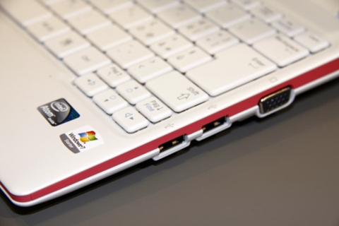 Samsung out of Corby netbook Picture 6