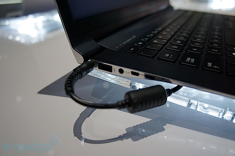 Samsung Series 9 second generation Picture 13