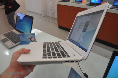 Samsung's ultra-thin laptop costs more than 1,000 USD Picture 5