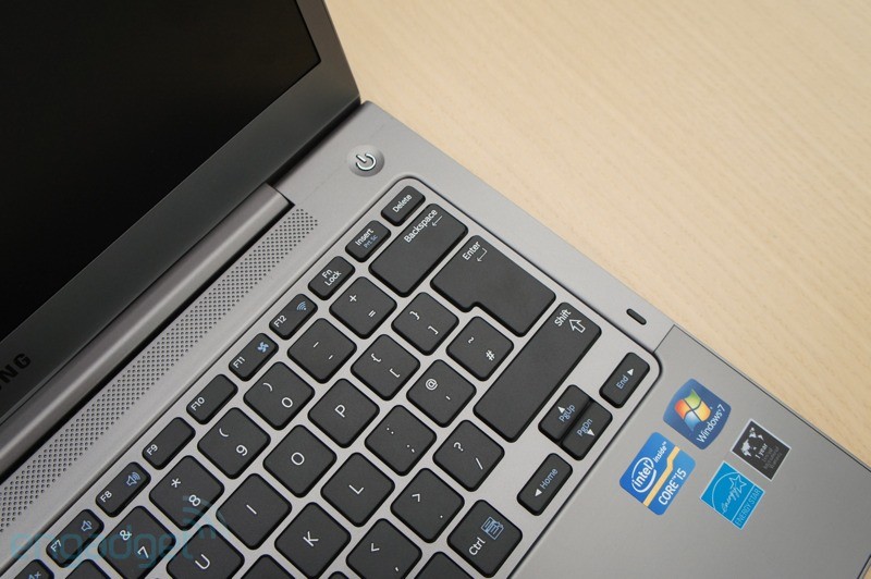 Samsung's ultra-thin Series 5 view Picture 8