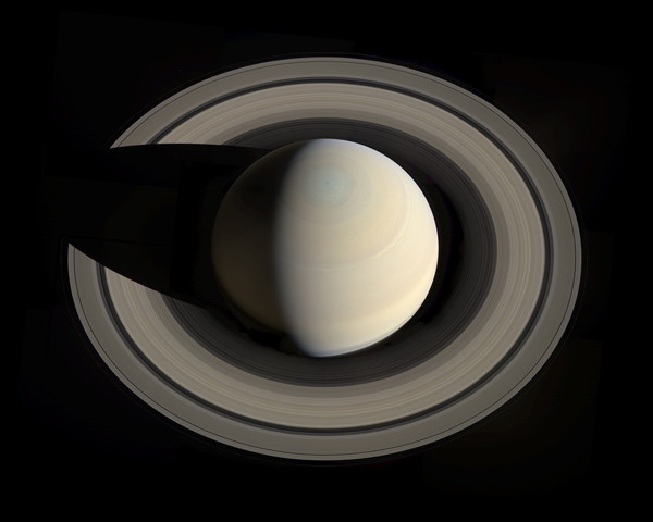Saturn, the most beautiful planet of the solar system through the Cassini spacecraft prism Picture 9