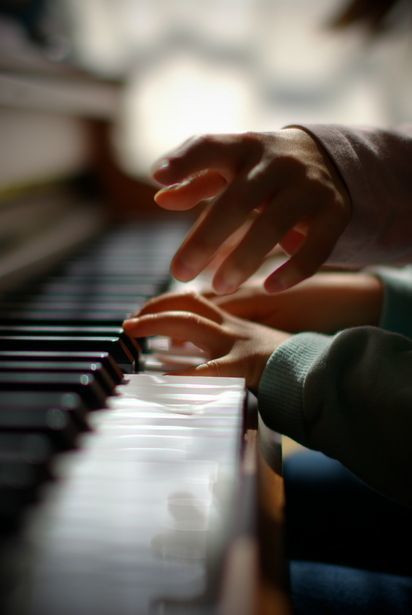 Scientific proof: The piano player's brain is 'very different' from ordinary people Picture 3