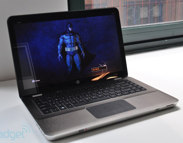 See and feel the HP Envy 14 Picture 1