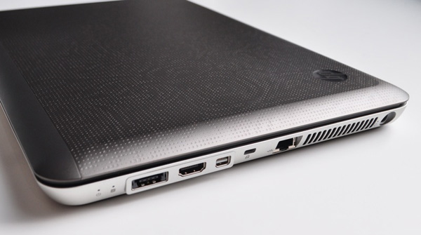 See and feel the HP Envy 14 Picture 16