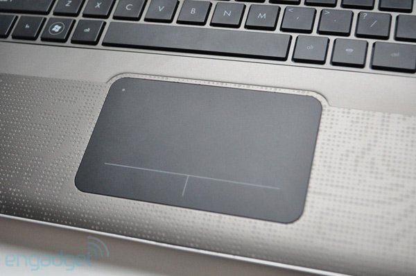 See and feel the HP Envy 14 Picture 19