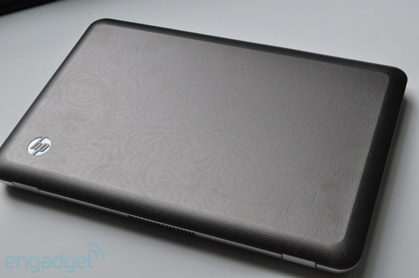 See and feel the HP Envy 14 Picture 2
