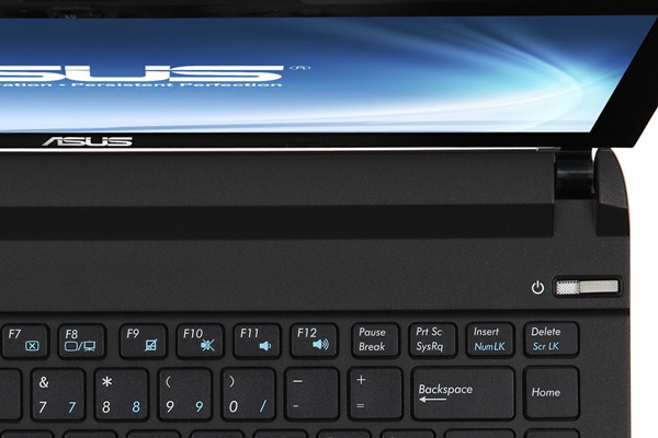 See Asus ultra-thin 13-inch laptop Picture 8