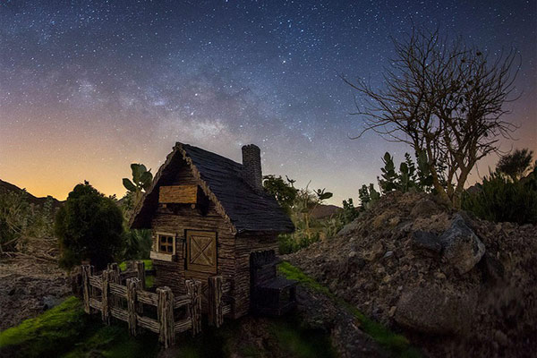 See stunning works from the art of capturing miniatures with the Milky Way Picture 5