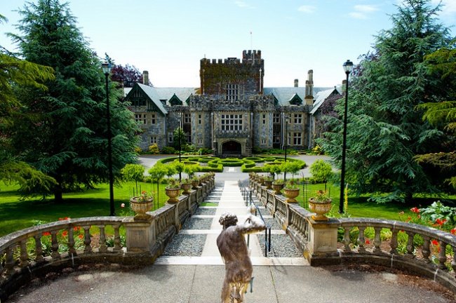 Picture 12 of See the 15 most beautiful universities in the world