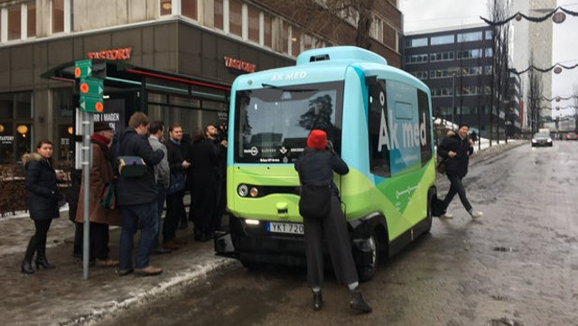 See the self-driving bus running on the streets of Stockholm Picture 1