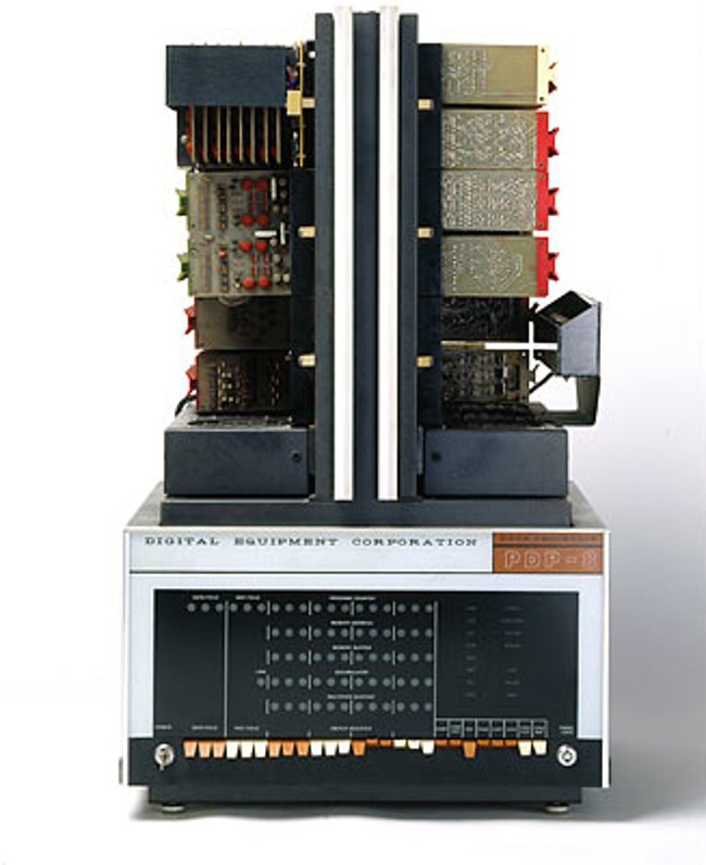 See the wonderful images of the world's first computer layout Picture 6
