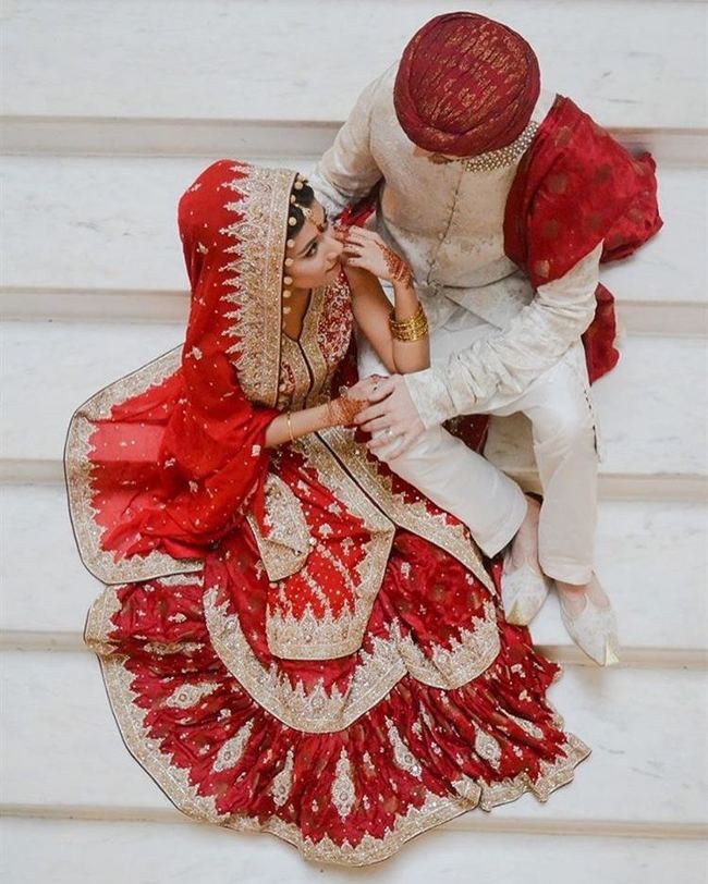 See traditional wedding dresses of countries around the world Picture 8